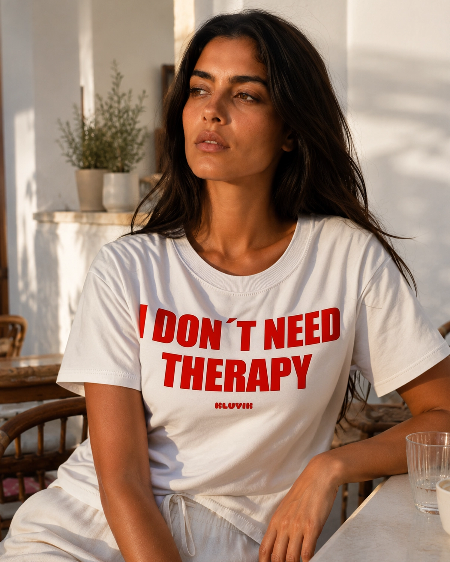 camiseta i dont need therapy blanca