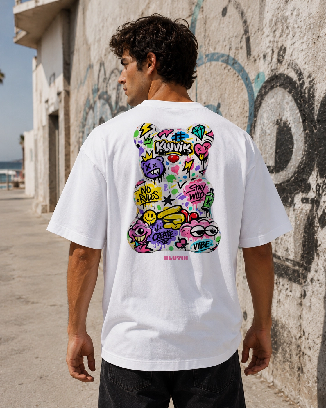 camiseta graffiti bear blanca 3